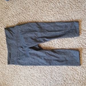 Old Navy active Capris